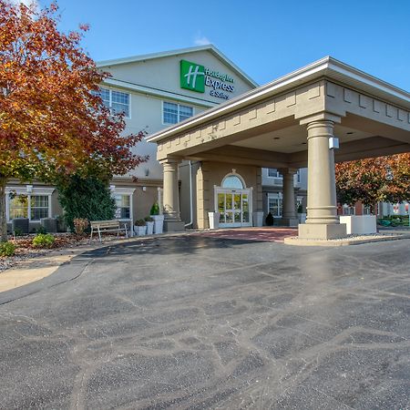 Holiday Inn Express Hotel & Suites Oshkosh - State Route 41 By Ihg מראה חיצוני תמונה