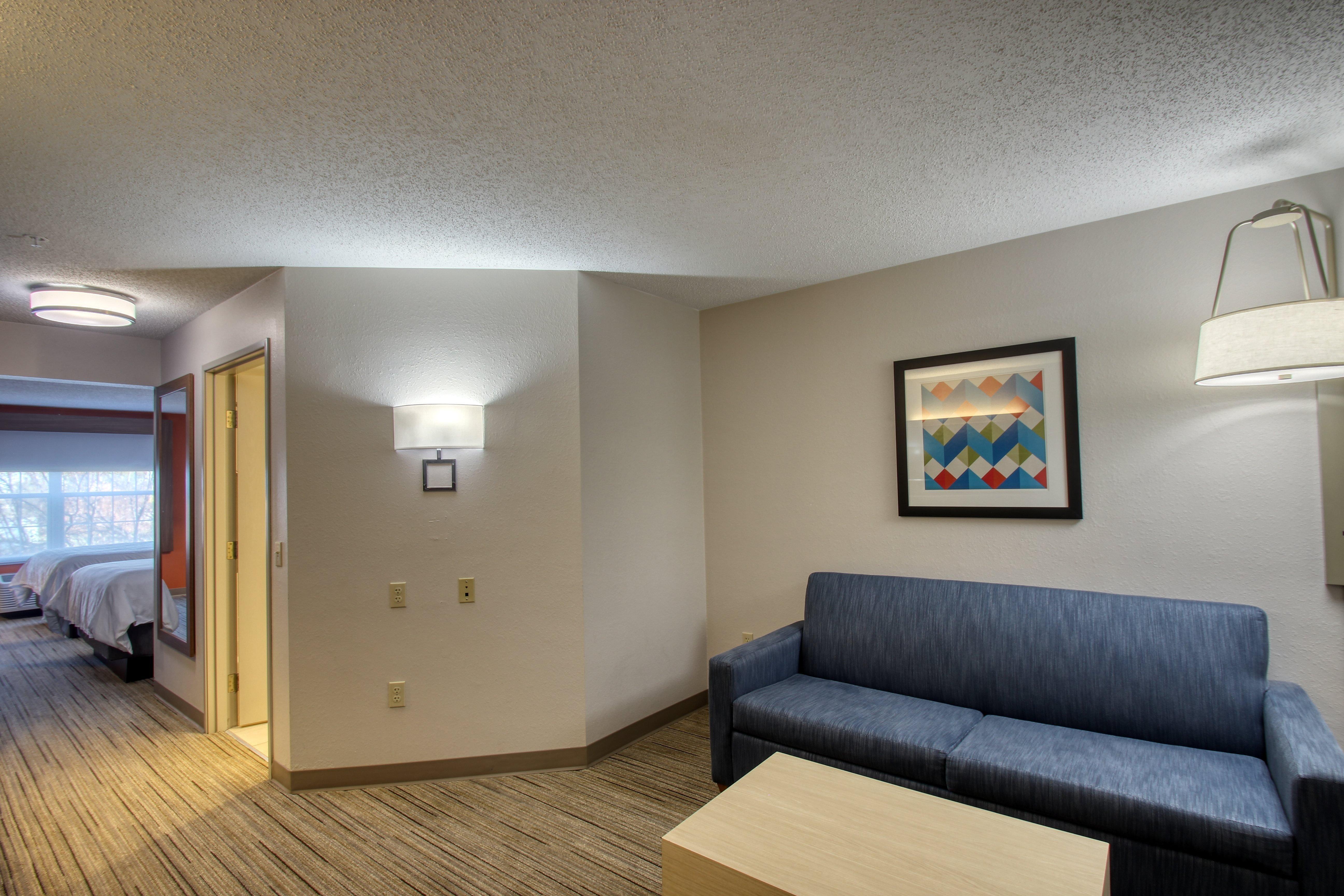 Holiday Inn Express Hotel & Suites Oshkosh - State Route 41 By Ihg מראה חיצוני תמונה