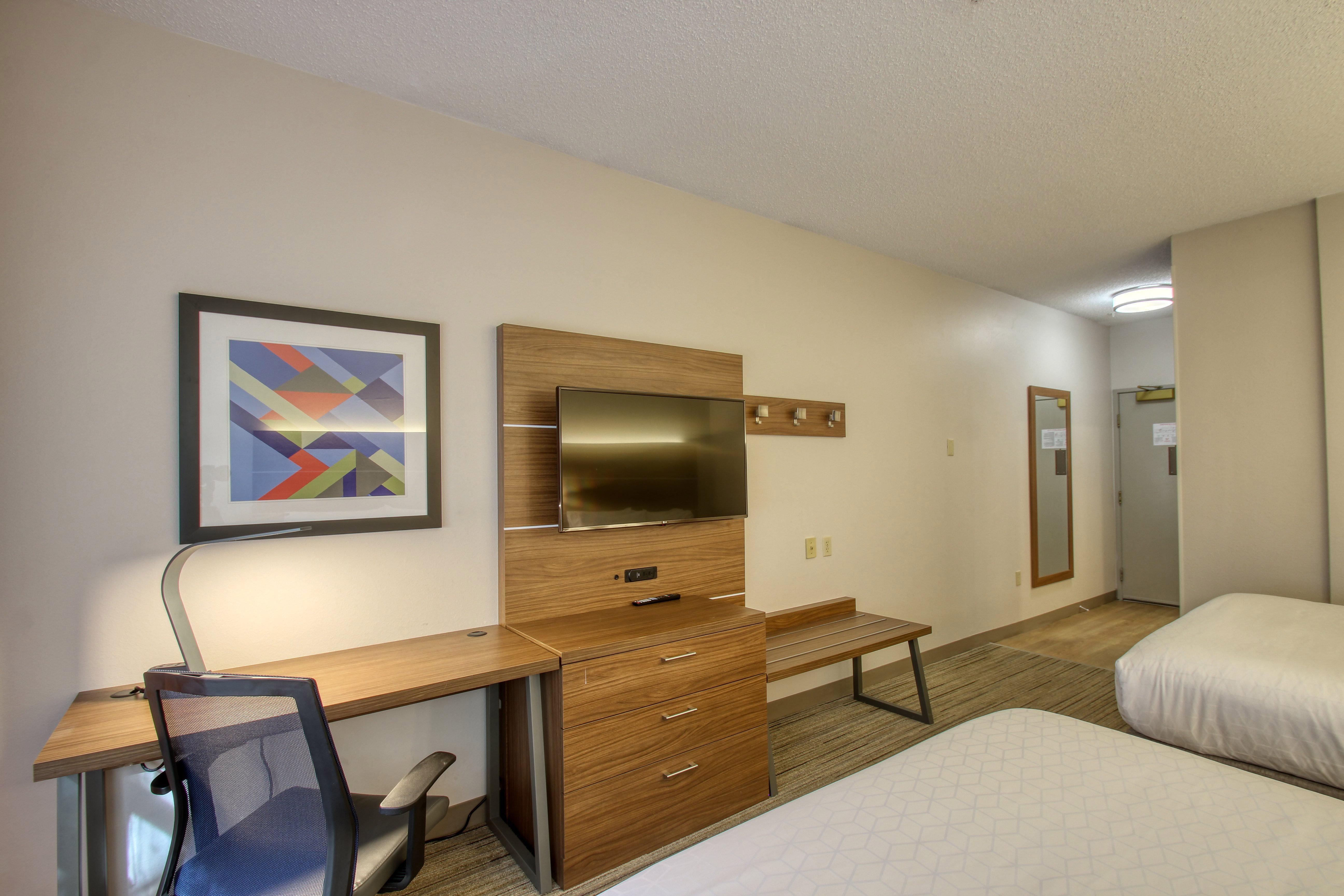 Holiday Inn Express Hotel & Suites Oshkosh - State Route 41 By Ihg מראה חיצוני תמונה