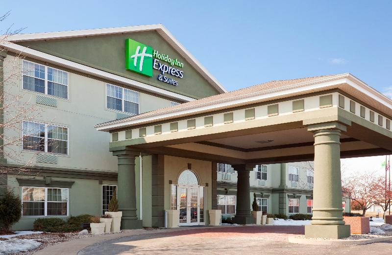 Holiday Inn Express Hotel & Suites Oshkosh - State Route 41 By Ihg מראה חיצוני תמונה